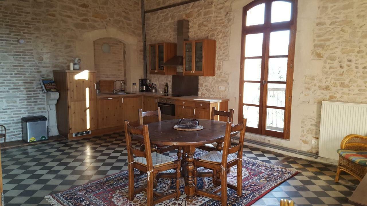 La Mejanenque Apartment Venejan Bagian luar foto